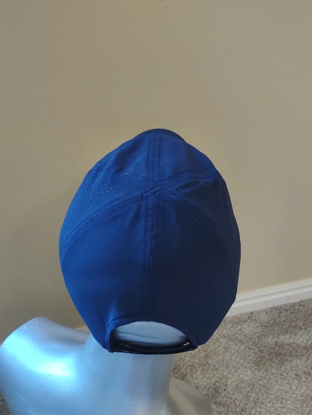 COLUMBIA | Silver Ridge IV Ball Cap Color: Navy